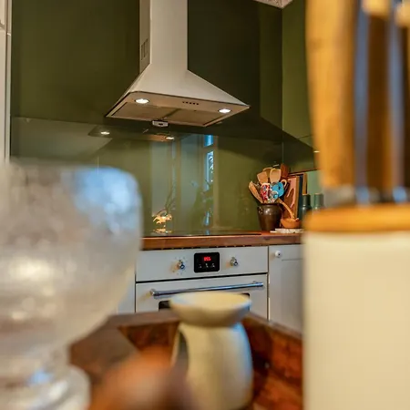 Vila Aurora - Parking - Near Centrum