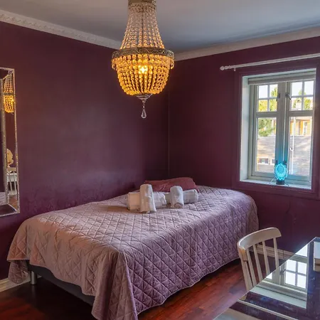 Aurora - Parking - Near Centrum * Tromsø